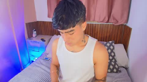 king  help me reach 100 likes online show from 02/08/26, 12:25