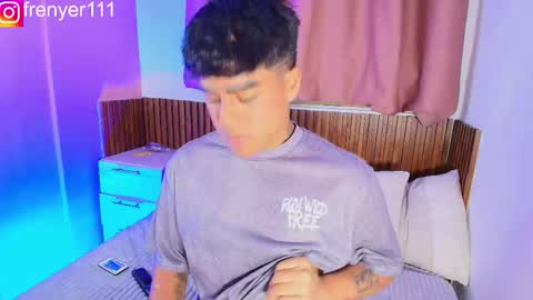 king  help me reach 100 likes online show from 02/18/26, 01:56