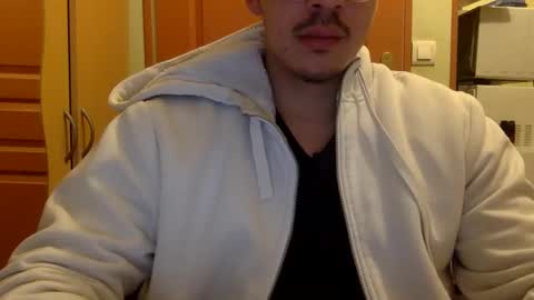 Snapshot of king_cobr chatting on 02/19/25, 07:27 king_cobr online show from 02/19/25, 07:27