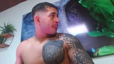 Angel Falconer online show from 11/29/25, 02:03