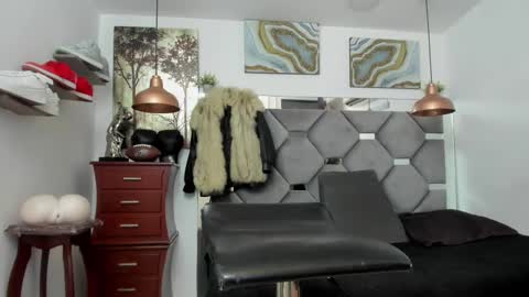 Snapshot of king_fitt_ chatting on 02/03/25, 07:00 HOT MEN BLACK online show from 02/03/25, 07:00