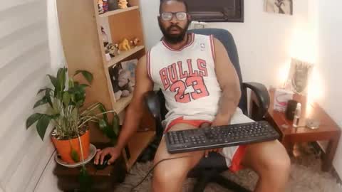 Snapshot of king_mallik chatting on 11/11/25, 10:26 Malik online show from 11/11/25, 10:26