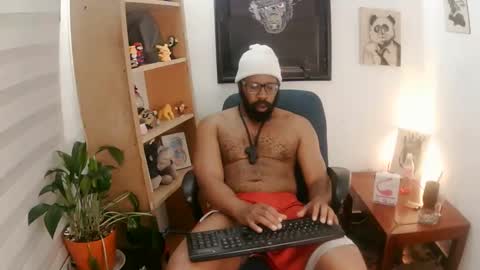 Snapshot of king_mallik chatting on 11/12/25, 12:00 Malik online show from 11/12/25, 12:00