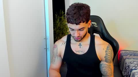 Snapshot of king_of_kings__ chatting on 12/31/24, 02:08 king_of_kings__ online show from 12/31/24, 02:08