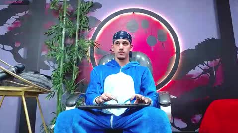 king voy online show from 11/18/25, 07:18