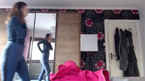 sexysexyhotwetpinkredpussy online show from 05/08/26, 06:13