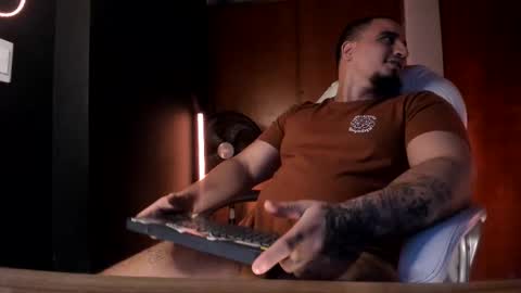 King Bear online show from 02/19/26, 01:34