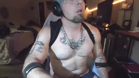 Snapshot of kingcock395607 chatting on 11/27/25, 09:33 kingcock395607 online show from 11/27/25, 09:33