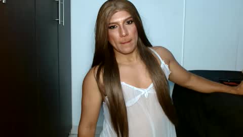 luisa queen online show from 01/14/26, 08:25