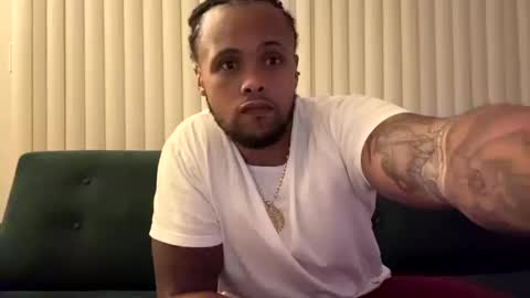 Snapshot of kingdabiggest chatting on 10/12/25, 04:44 KingDaBiggest online show from 10/12/25, 04:44