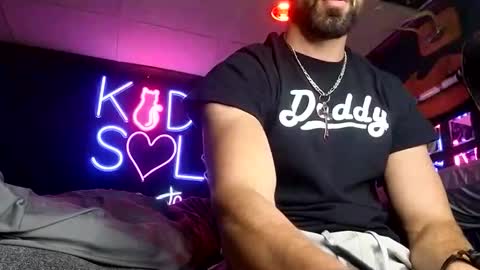 kingdaddysayless online show from 10/22/25, 09:58