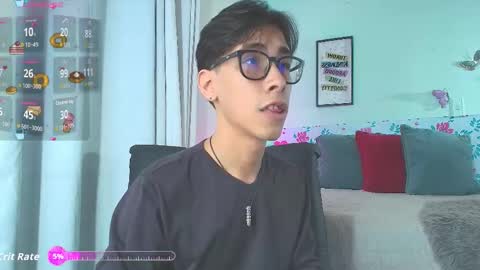 kingdanny_8 online show from 10/26/25, 02:39