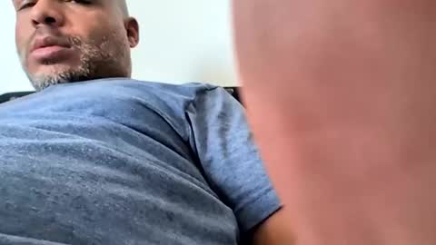 Snapshot of kingelizar12 chatting on 10/29/25, 02:30 kingelizar12 online show from 10/29/25, 02:30