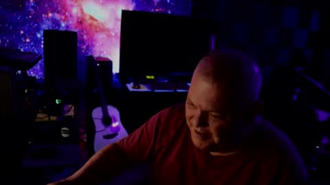 Snapshot of kingjamesviii chatting on 07/11/26, 06:49 King James VIII online show from 07/11/26, 06:49