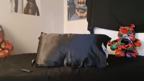 KingKoodah online show from 04/22/26, 02:36