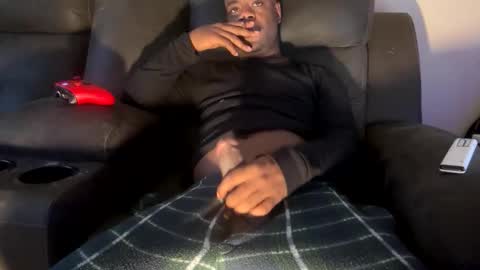 kingofkingz74 online show from 11/13/25, 02:16