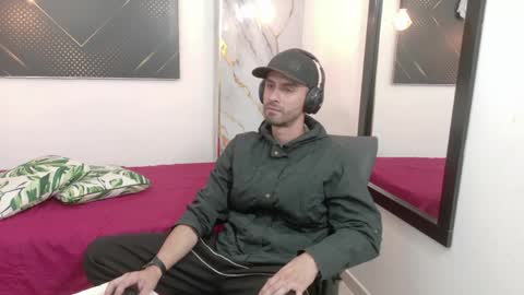 KING  online show from 05/31/26, 03:36
