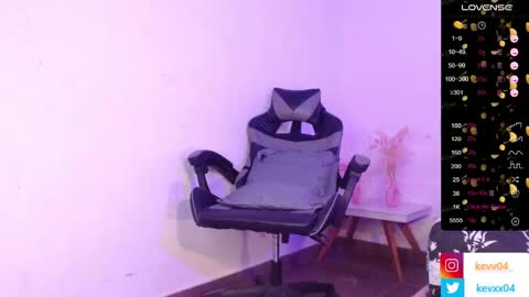  A L E X  online show from 10/25/25, 04:42