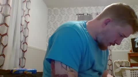 Snapshot of kingpimpdaddy69 chatting on 01/19/25, 04:44 Kingpimpdaddy online show from 01/19/25, 04:44