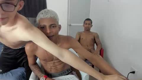 DOMINANT ALPHA KINGS online show from 01/11/26, 08:08