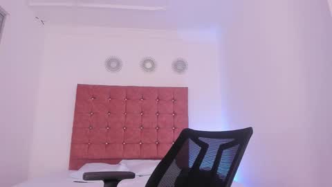 sebastian online show from 10/07/25, 11:40