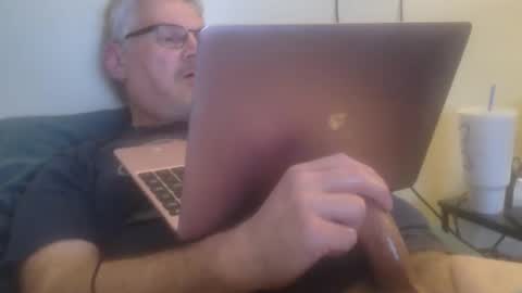 kingtongue10 online show from 02/20/26, 05:59