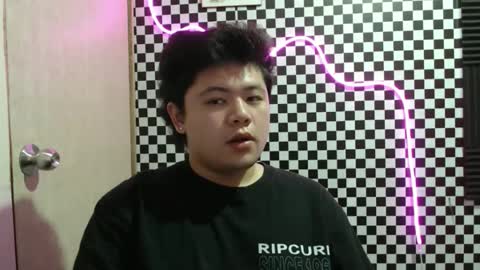 Snapshot of kingvoltage chatting on 03/05/26, 06:42 Yuki online show from 03/05/26, 06:42