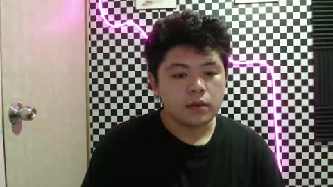 Snapshot of kingvoltage chatting on 03/06/26, 01:02 Yuki online show from 03/06/26, 01:02