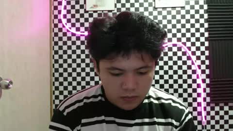 Snapshot of kingvoltage chatting on 03/08/26, 11:19 Yuki online show from 03/08/26, 11:19