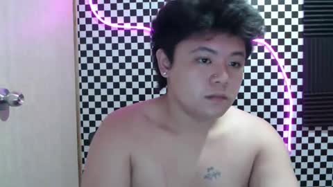 Snapshot of kingvoltage chatting on 03/09/26, 11:25 Yuki online show from 03/09/26, 11:25