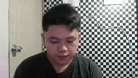 Snapshot of kingvoltage chatting on 03/12/26, 05:19 Yuki online show from 03/12/26, 05:19