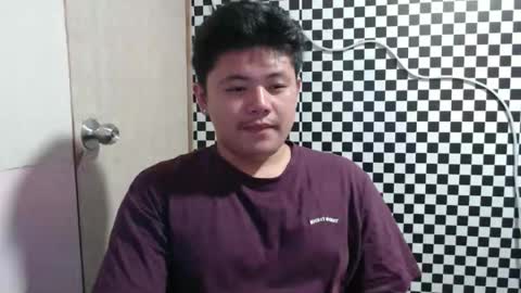 Snapshot of kingvoltage chatting on 04/07/26, 11:54 Yuki online show from 04/07/26, 11:54