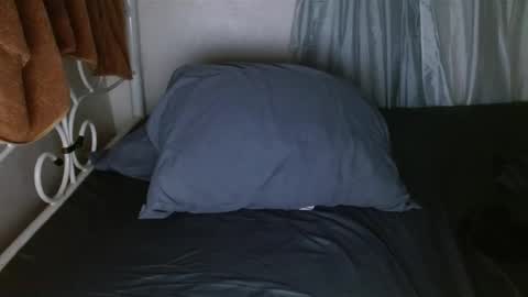 Snapshot of kingxlove23 chatting on 10/05/25, 03:49 Jason ONLINE 1230 am - 330am GMT-4 online show from 10/05/25, 03:49