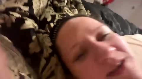 Snapshot of kinkbitch25 chatting on 01/01/25, 01:58 Kinkbitch online show from 01/01/25, 01:58