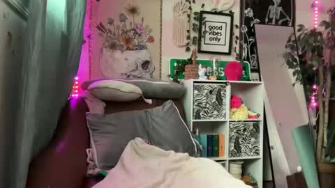 Snapshot of kinkilexixxx chatting on 03/04/25, 01:49 Lexi Onlyfans  online show from 03/04/25, 01:49