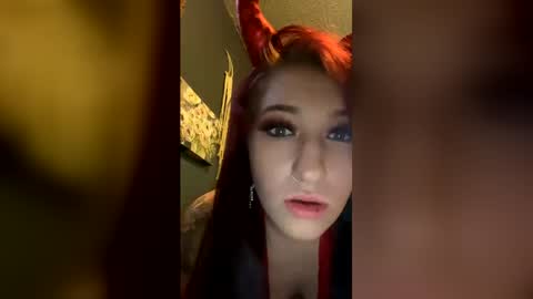 kinkqueenkae online show from 06/01/26, 10:44