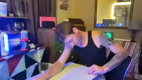 Snapshot of kinksss4all chatting on 11/09/25, 09:29 KinkPLAY9 online show from 11/09/25, 09:29