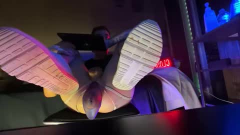 Snapshot of kinksss4all chatting on 12/03/25, 08:34 KinkPLAY9 online show from 12/03/25, 08:34