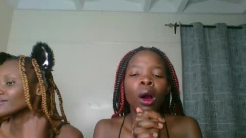 kinky_aria online show from 09/25/25, 06:00