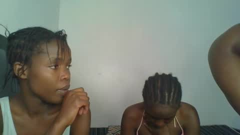 kinky_aria online show from 10/25/25, 05:59