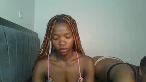 kinky_aria online show from 11/19/25, 11:43