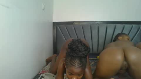 kinky_aria online show from 12/01/25, 09:03