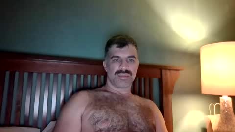 Snapshot of kinky_chair chatting on 11/10/25, 06:01 kinky_chair online show from 11/10/25, 06:01