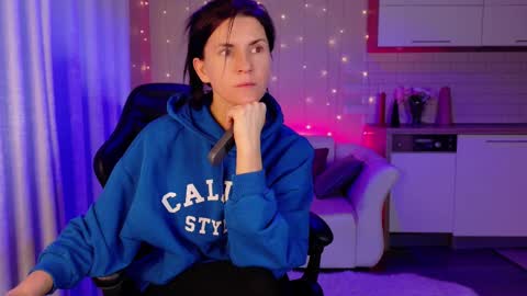 Courtney online show from 02/12/25, 12:27