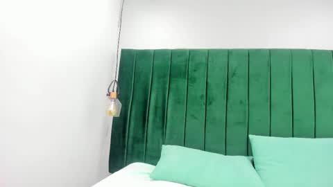 dakota online show from 12/19/25, 01:18