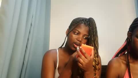 Snapshot of kinky_lola1 chatting on 11/03/25, 09:10 Lola online show from 11/03/25, 09:10