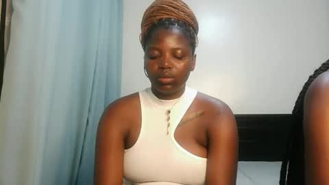 Snapshot of kinky_lola1 chatting on 01/12/26, 09:20 Lola online show from 01/12/26, 09:20