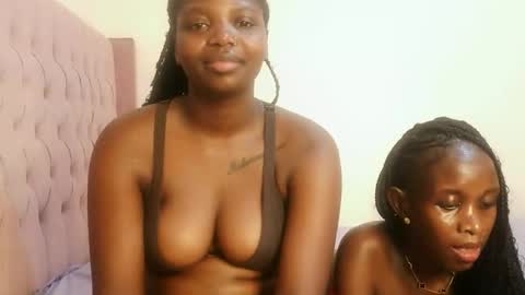 Snapshot of kinky_lola1 chatting on 02/23/26, 12:13 Lola online show from 02/23/26, 12:13