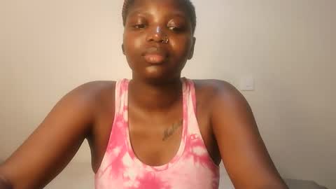 Lola online show from 03/17/26, 07:17