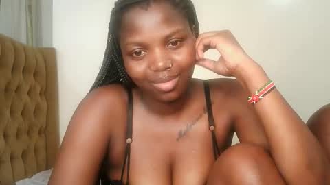 Lola online show from 04/13/26, 11:10